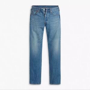 Levi 501 Original 29 x 32 BNWT, medium wash no stretch